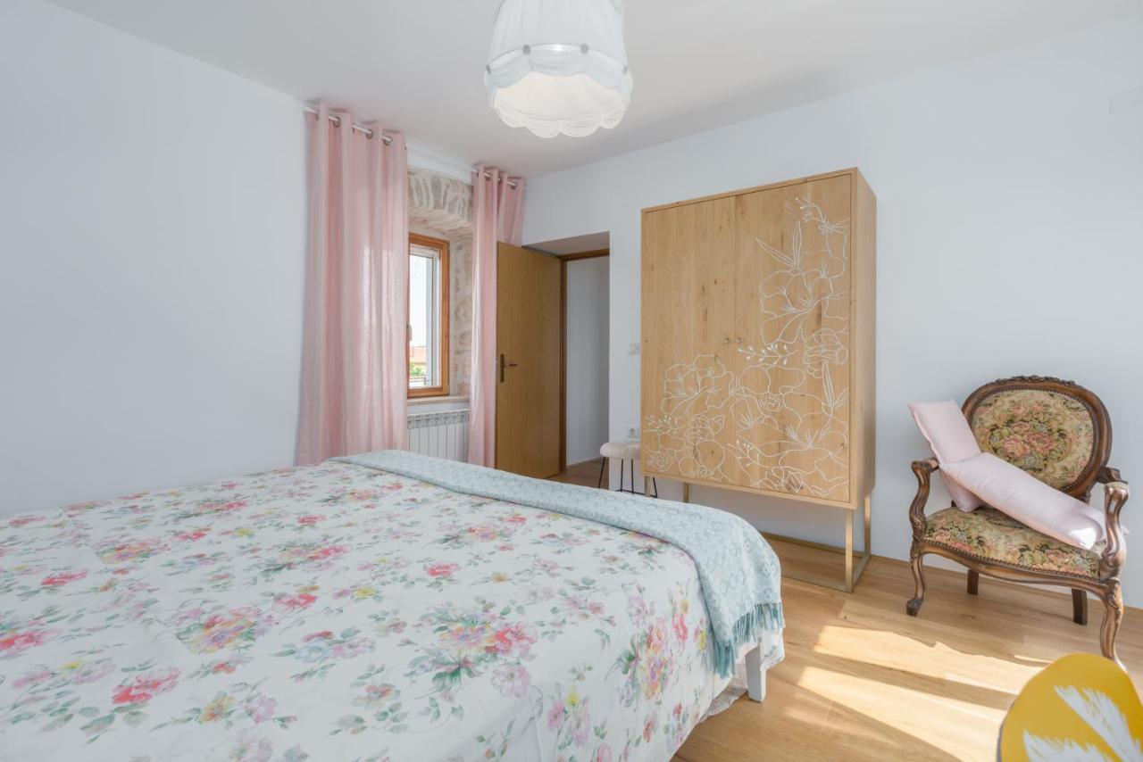 Casa Jagoda Višnjan Exteriör bild