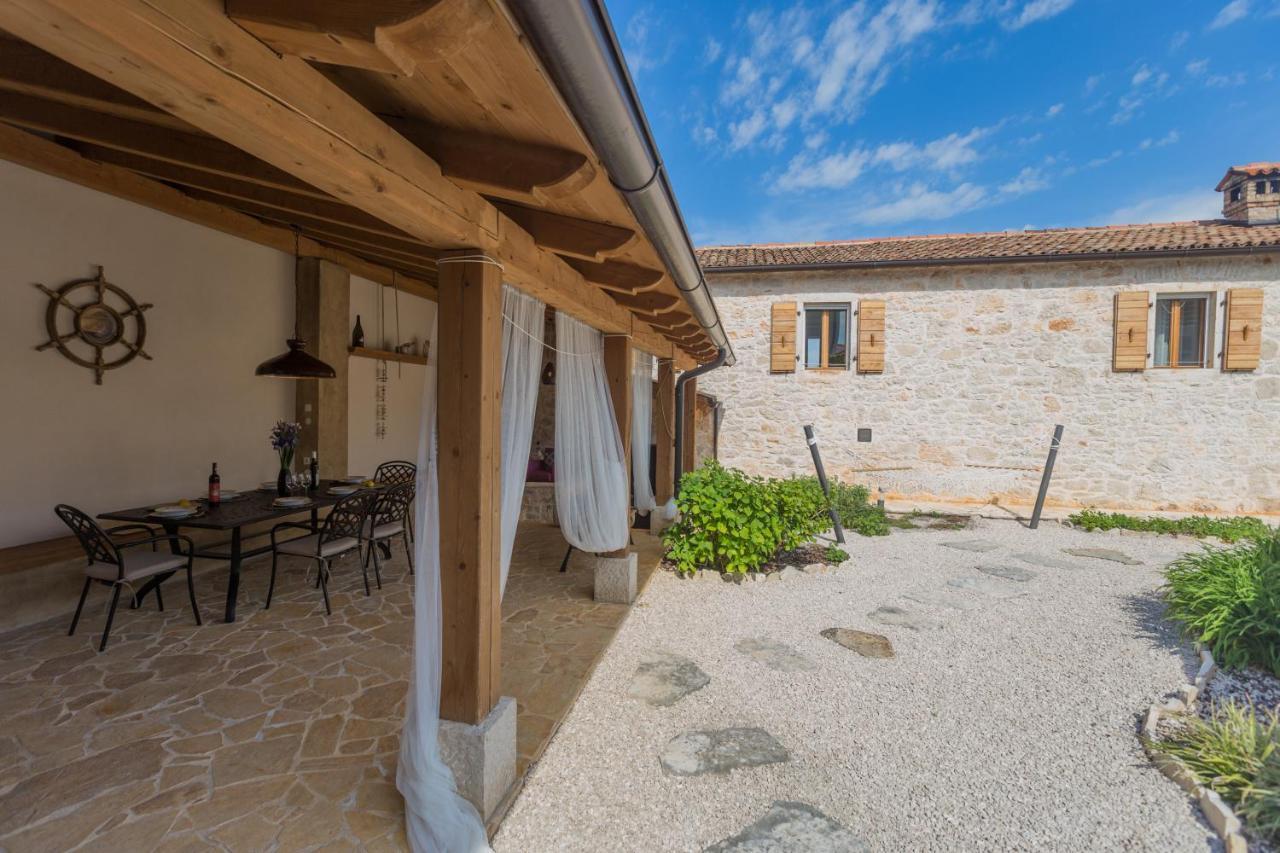 Casa Jagoda Višnjan Exteriör bild