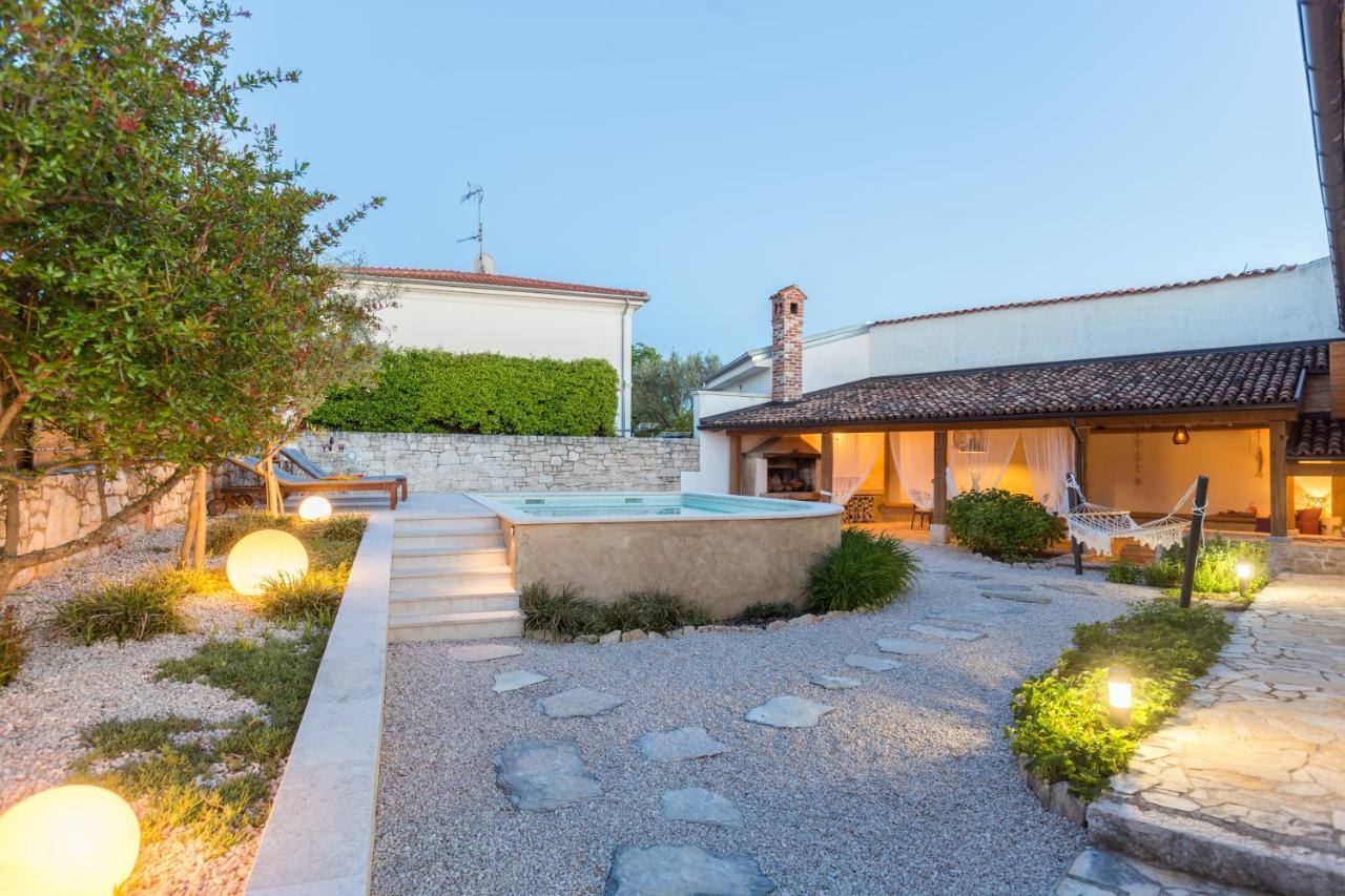 Casa Jagoda Višnjan Exteriör bild